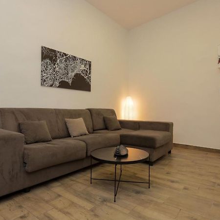 Plateia Apartment Napoli Bagian luar foto
