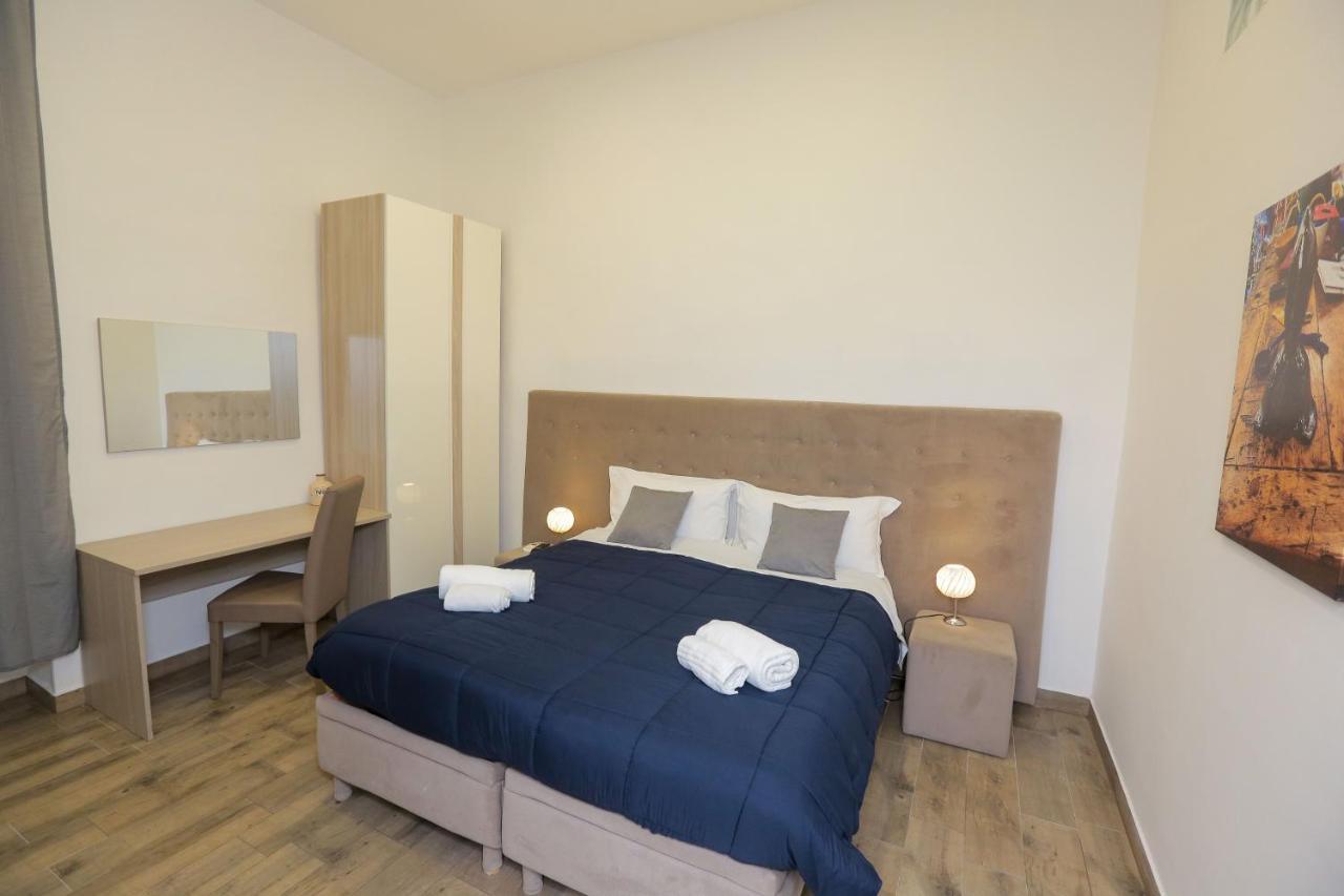 Plateia Apartment Napoli Bagian luar foto