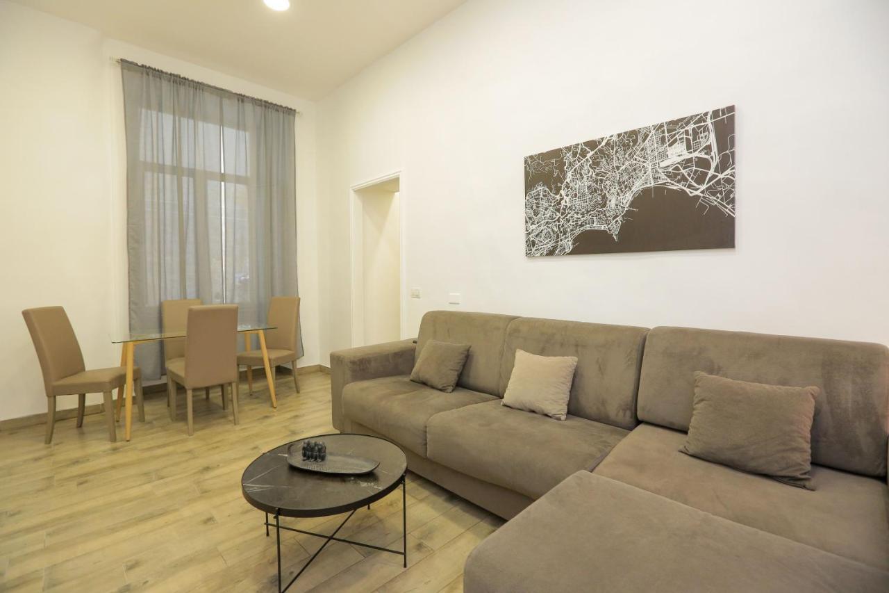Plateia Apartment Napoli Bagian luar foto