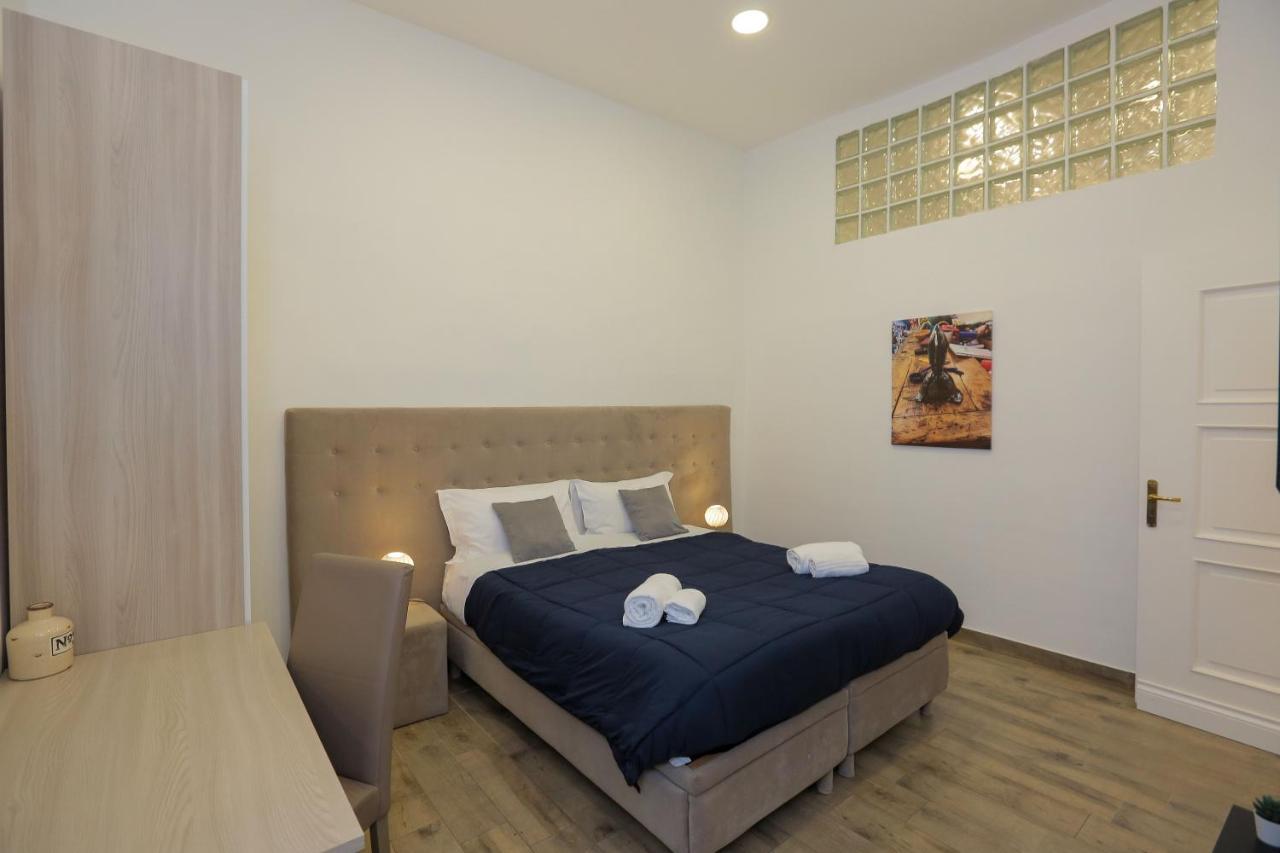 Plateia Apartment Napoli Bagian luar foto