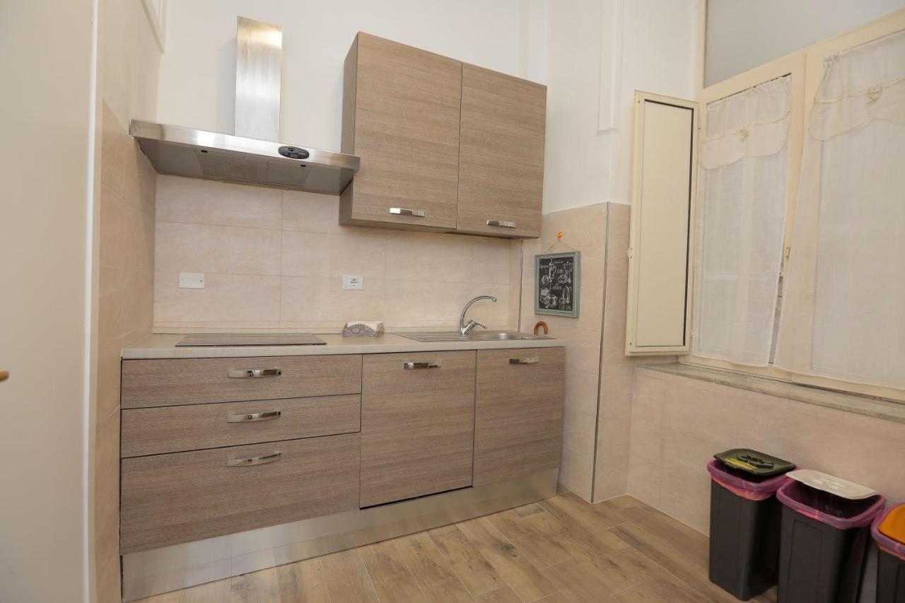 Plateia Apartment Napoli Bagian luar foto